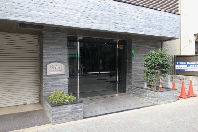 19/29 エントランス