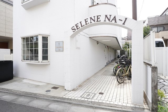 4/6 エントランス