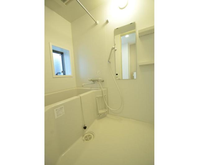 21/30 浴室