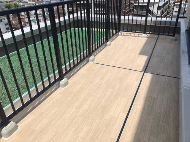 16/25 バルコニー