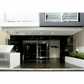 14/15 エントランス