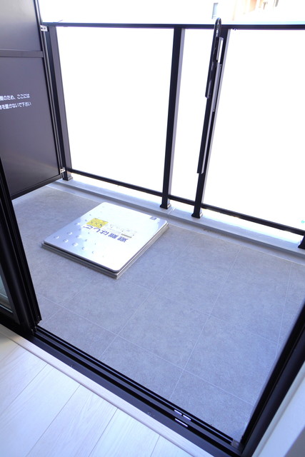 13/20 バルコニー