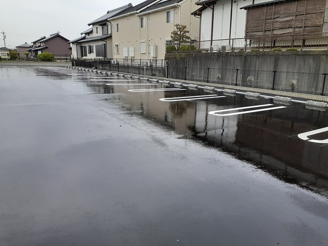 14/20 駐車場