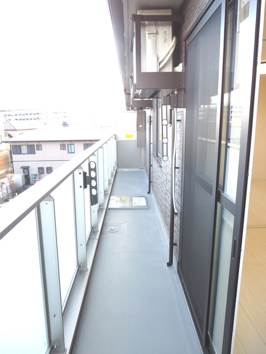 13/22 バルコニー