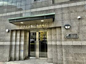 16/16 エントランス