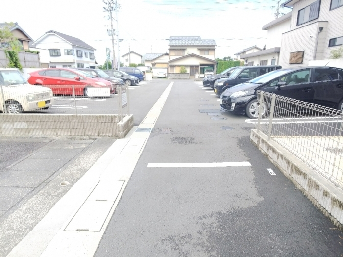 19/24 駐車場