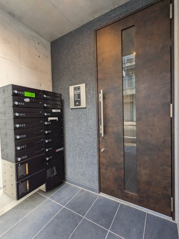 2/3 エントランス