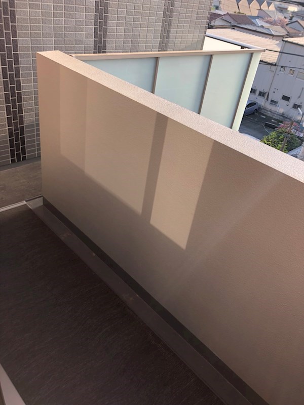 13/22 バルコニー