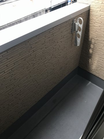 13/20 バルコニー