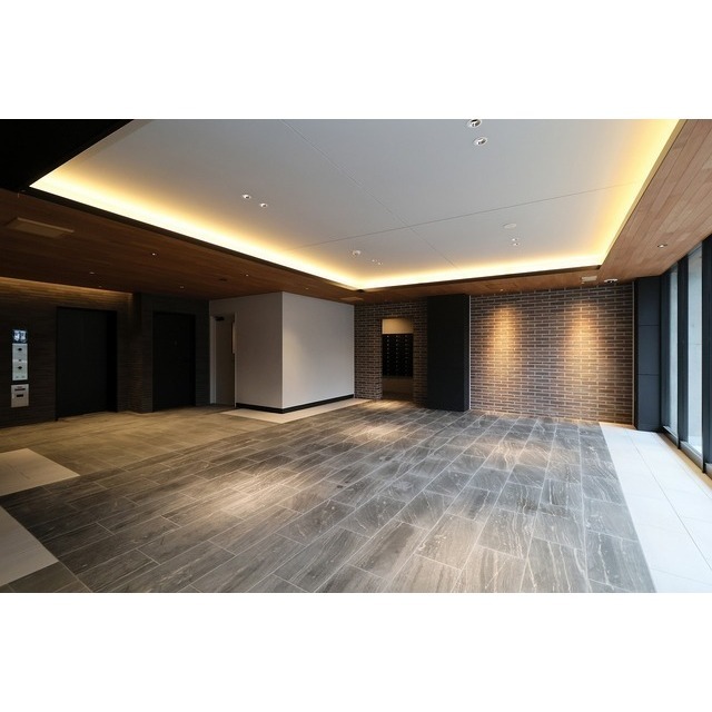 22/30 エントランス