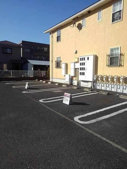 14/20 駐車場