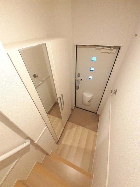 6/20 玄関