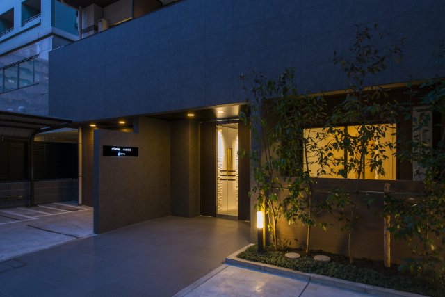 17/20 エントランス