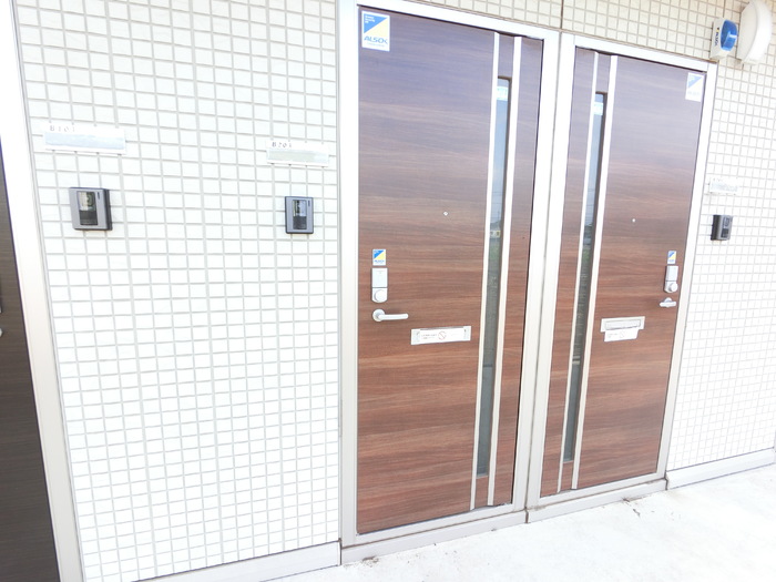 19/28 エントランス