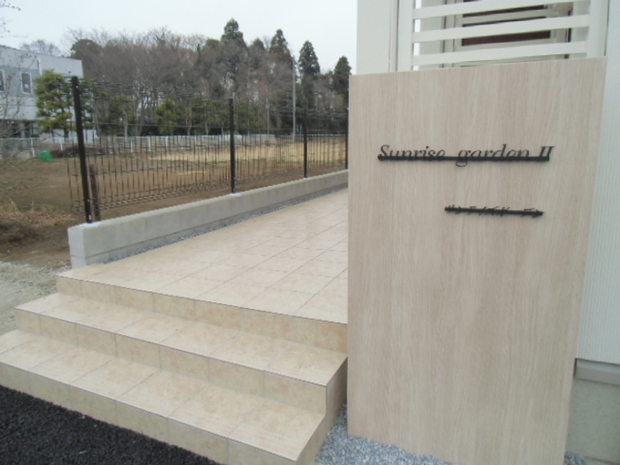 17/20 エントランス