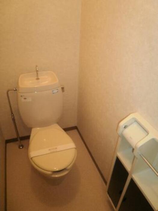 6/8 トイレ