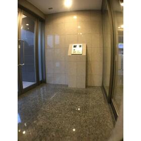 15/16 エントランス