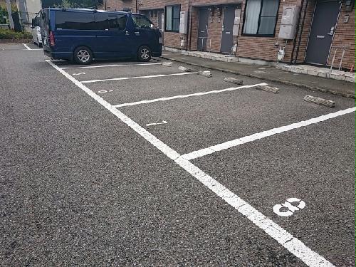 2/2 駐車場