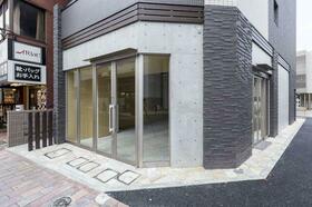 15/23 エントランス