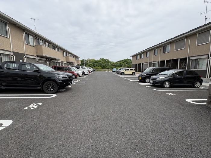 18/30 駐車場
