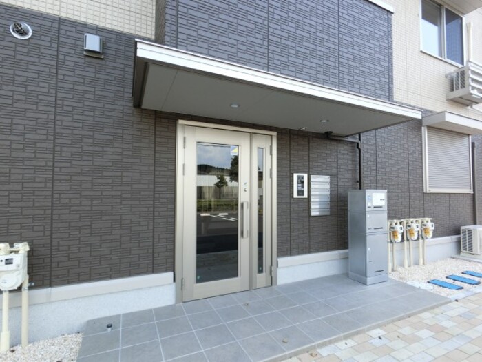 19/21 エントランス