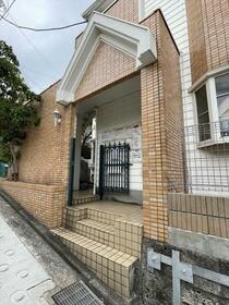 15/16 エントランス