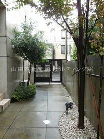 15/16 エントランス