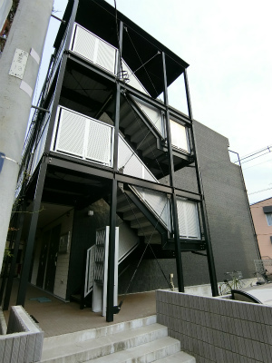 2/5 エントランス