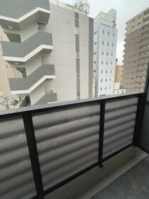 13/16 バルコニー