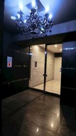 16/16 エントランス