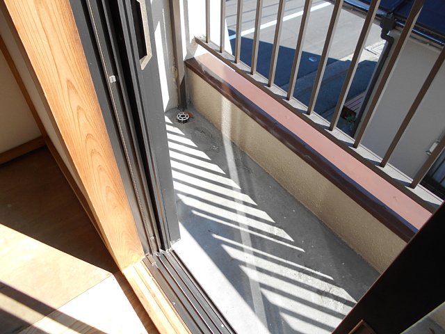 14/28 バルコニー