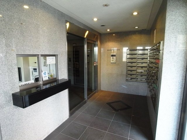 4/10 エントランス