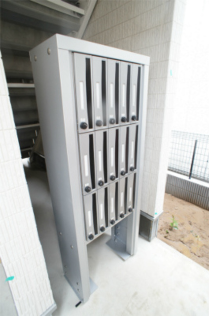 19/28 エントランス