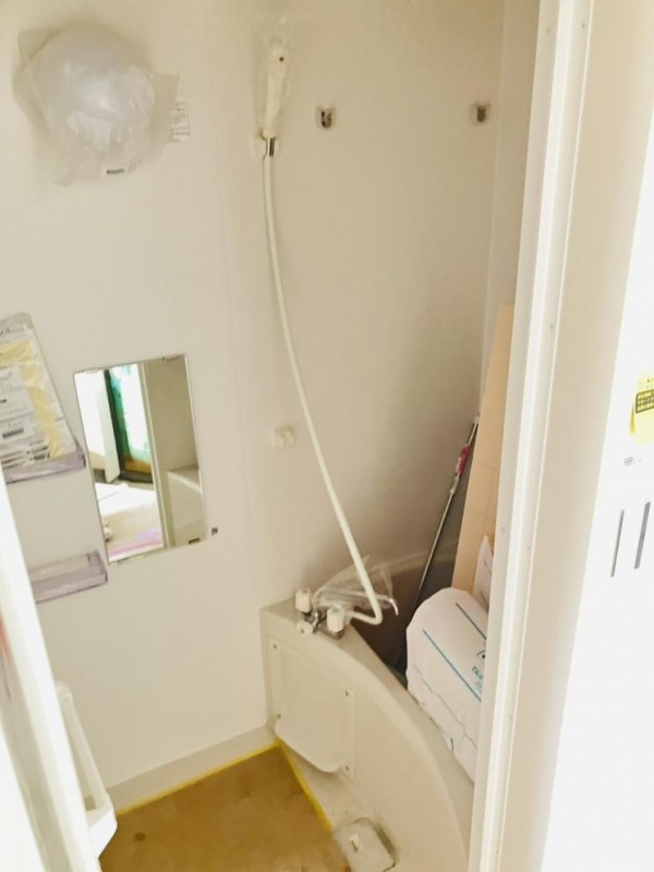 シャワールーム