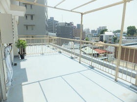 14/16 バルコニー
