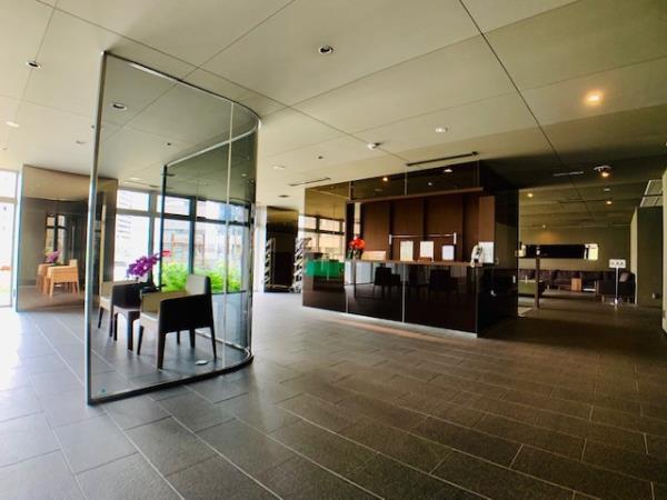 2/5 エントランス