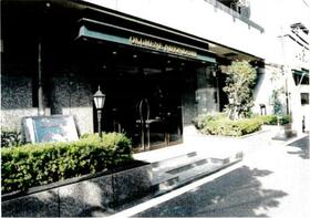 2/2 エントランス