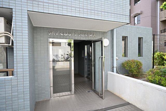 20/30 エントランス