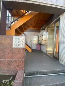 13/13 エントランス