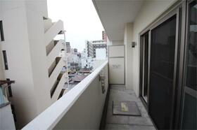 13/22 バルコニー