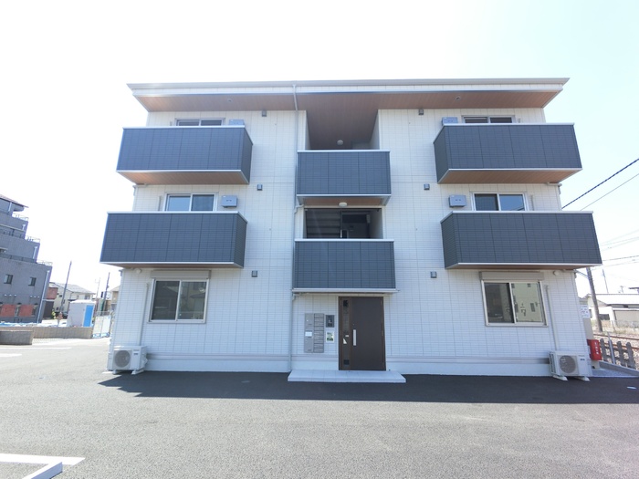 19/30 エントランス