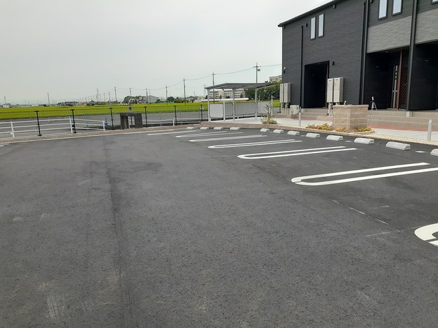 14/20 駐車場