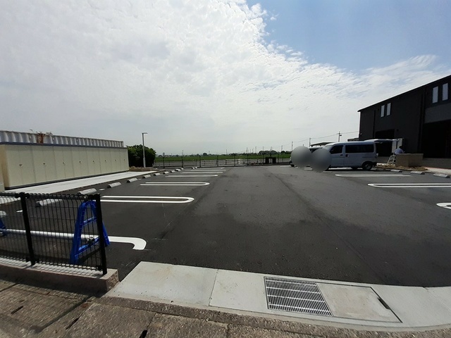 14/20 駐車場