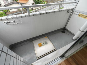 13/16 バルコニー