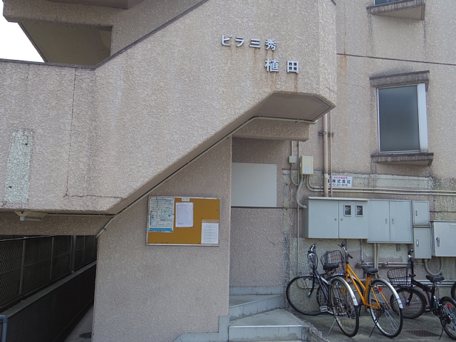 2/6 エントランス