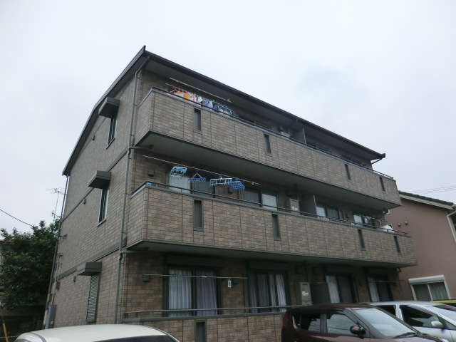 20/28 エントランス