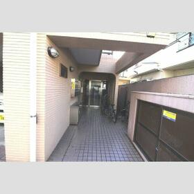 15/15 エントランス