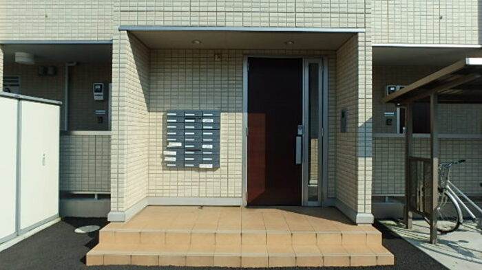 19/28 エントランス