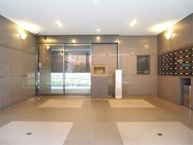 15/15 エントランス