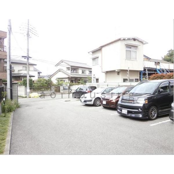 14/22 駐車場